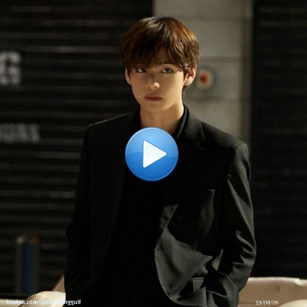 Moody but excellent portrait of #V, made even more so with a remaster. #SharetheEpic #SamsungUnpacked #GalaxyxBTS  @BTS_twt