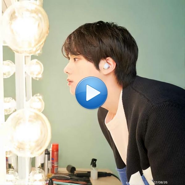 We&rsquo;re loving this remastered look, #Jin! #SharetheEpic #SamsungUnpacked #GalaxyxBTS  @BTS_twt
