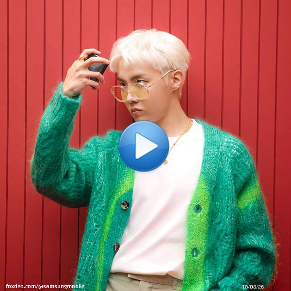 #jhope manages to give his photos some extra sparkle using the #GalaxyS23. What&rsquo;s your favorite photo of j-hope with Galaxy? Tweet them in the replies! #GalaxyxBTS @BTS_twt