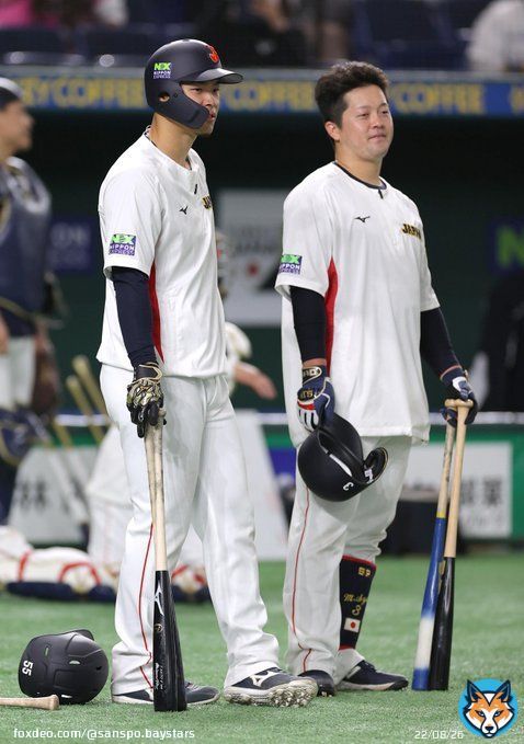【侍ジャパン】  おなじみ同学年コンビ  阪神 #佐藤輝明 選手＆DeNA #牧秀悟 選手  #baystars #サンスポ(撮影・水島啓輔)