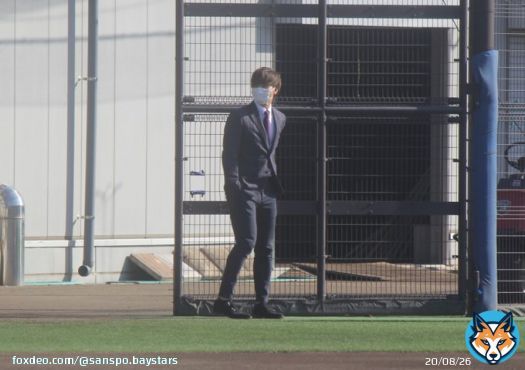 中日へのトレードが決まった  #砂田毅樹 投手がDOCKでチームメートに挨拶  #baystars #サンスポ