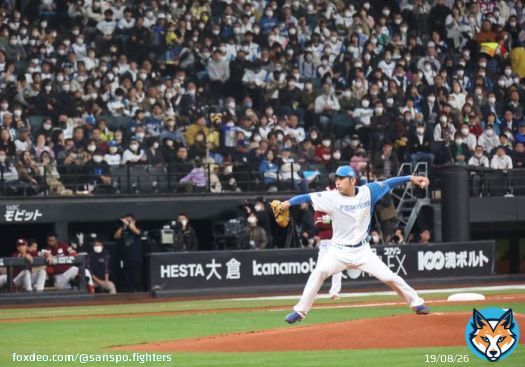 先発した加藤貴之投手。エスコンフィールド北海道のオープニングゲームで、歴史的なマウンドに上がりました。（撮影・三浦幸太郎） #北海道日本ハムファイターズ  #新時代  #エスコンフィールド北海道 #サンスポ  #加藤貴之 #lovefighters