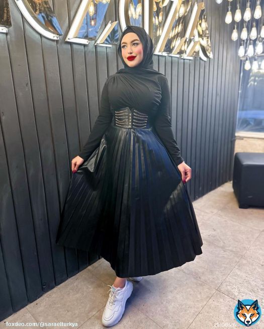 Black always wins \ud83d\udda4\ud83e\udd0dاعشق اللون الأسود \ud83d\udda4لماذا !؟لانه يعبر عنى ، لانه يعبر عن الصمود ..عن الثقه ..عن الهدوء ..ولان الأسود يليق بى \ud83d\ude0d\ud83d\udda4\ud83d\ude48......#hijabstyle #hijo #hijabfashionista #hijabtutor#hijabtutorial #hijabindo #hijab_makeup #hijab_fashioninspiration #hijabdress #hijabfashion #hijabsyari #hijab_am_ #hijaber #hijabfashionindo #hijab_trends #hijaboftheday #hijabku #hijabmodern #hijabdresses #hijabfeature_2018 #hijabstyle_lookbook #hijablovers #hijrahcinta #fashionhijabis #hijabblogger #hijabmodesty #summervibes #vacation