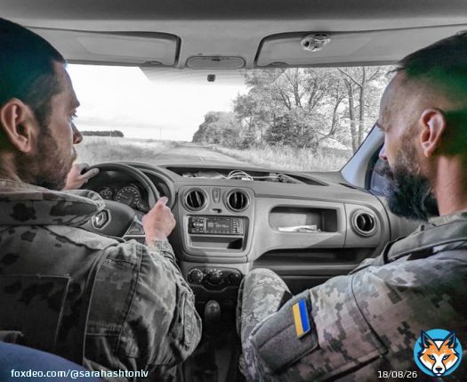 Ukraine civilians are being slaughtered in northern Kharkiv Oblast, beyond 0 line, on the Russian border.   The AFU brought me up there to film the devastation.   Below are the Ukrainian commanders that escorted me past the frontlines.   Video comingng soon.