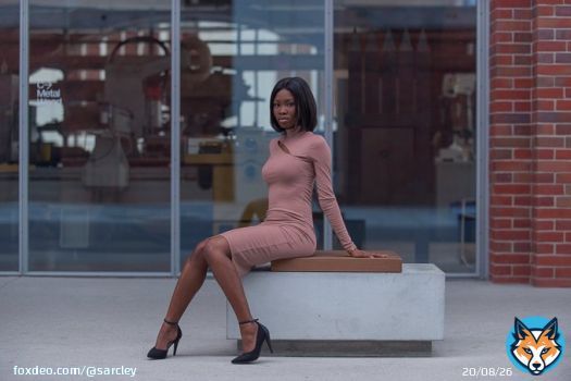 Black Women #photography #streetphotography #portraitphotography #photographyeveryday #photographysouls #photographyislifee #urbanphotography #portrait #sonyphotography #35mmphotography #creativephotography #35mmfilmphotography #modelingphotography #sonyalpha #photomodel