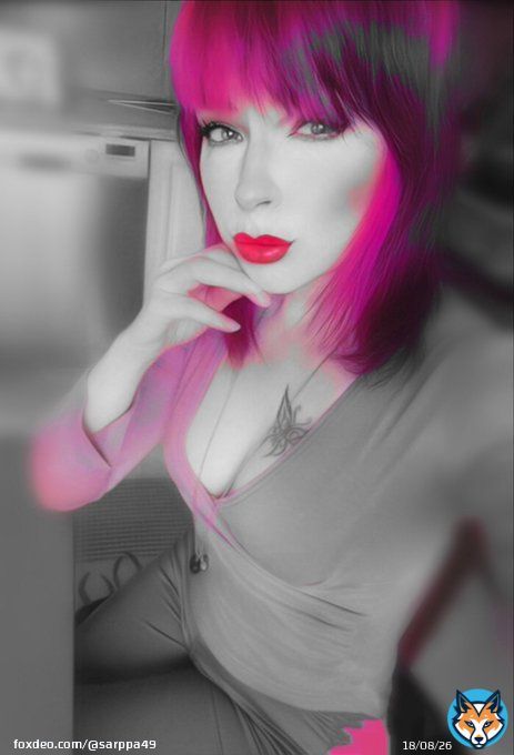 'You were born to be real, not to be perfect.' #quote #quotes #quoteoftheday #Quote_For_Today #Redheads #redhair #blackandwhite #selfie #picture #photo #woman #metoday #picoftheday #photooftheday #redlips #saturday #finnishwoman
