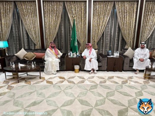 ولي العهد الأمير محمد بن سلمان يقدم العزاء في وفاة والدة الأمير متعب بن عبدالله.  -
