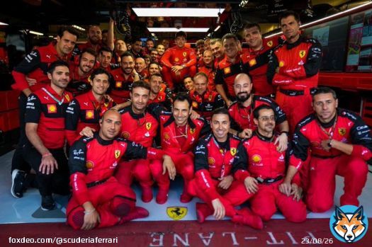 Team @Charles_Leclerc   #essereFerrari #AbuDhabiGP