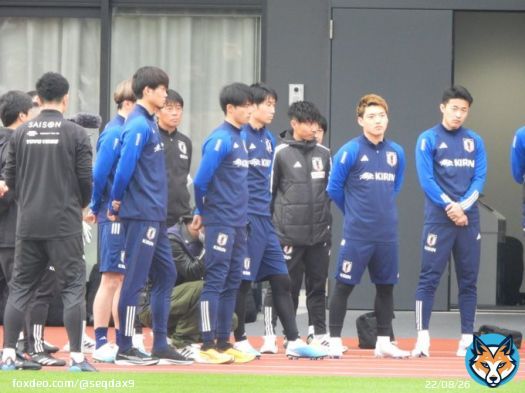 練習前の集合写真  #daihyo #samuraiblue #サッカー日本代表 #代表合宿 #三笘薫 #鎌田大地 #堂安律