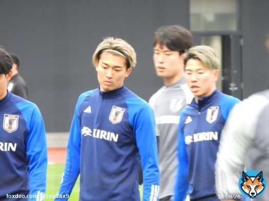 中村敬斗選手と浅野拓磨選手  #中村敬斗 #浅野拓磨 #代表合宿 #samuraiblue #サッカー日本代表 #daihyo