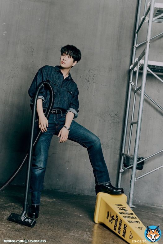 Not to be that fan but I'd be that fan... Youngjae's thighs  \u2753 \ud83d\udca5  GOT7 IS BACK @GOT7 #GOT7CONCEPT_PHOTO2