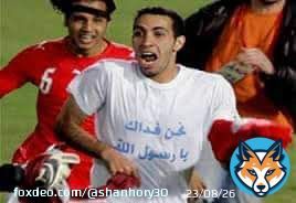 #خالد_يوسف الفارق بين الإثنين خالد يوسف صاحب أفلام البرونو مع مني فاروق وشيما الحاج وغيرهم في واحدة من أكبر الفضائح والثاني أسر قلوب العباد بأدبه وأخلاقه ومواقفه النبيلة الأول عاد ليدفن أخاه وعاد إلي بيته والثاني لم يتسطع دفن آباه لذي لن تتقدم أمه لاينطبق فيها أبسط قواعد العدل
