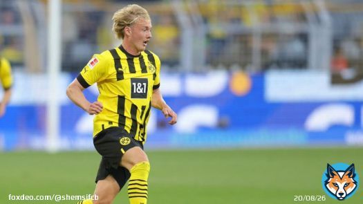 Simply world class this season.  Alongside Upamecano probably the most improved Bundesliga player. He already showed his big potential in his first BVB season 19/20, but now he&rsquo;s been delivering consistently.  Has to be an integral part of the NT too.