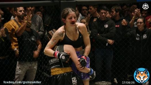 arrechisimas Luvi y Mireia en DWT de Jordi Wild, me encanto el combate y fisicamente aspiro a estar como Luvi. A ver que depara el 2vs1 ahora