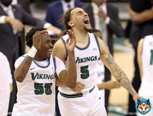 3/6 CBB CARD:  Cleveland St -2 (-110) 2.5U Hofstra/Furman MLP (+104) 2U BYU +7 (-110) 1.5U Oral Roberts 1H -7.5 (-107) 1U  Show some love y&rsquo;all! Looking to get back in the groove. Drop some  in the comments if tailing! #GamblingTwitter