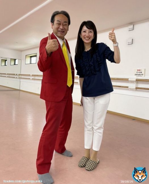 弊社 #オフィス星野 から昨年に続き #宝塚音楽学校 へ2名の合格者が 出ました！今日は合格者の取材で #TSC の #中島有香 アナが教室を 訪れてくださいました！ この模様は11日(火) #テレビせとうち 夕方４時５９分〜の #ななスパBIZ で 放送されるようです！観てね！ #宝塚歌劇団 #宝塚