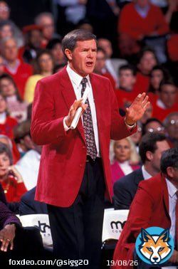 More Sad News,Coaching Legend Denny Crum has Passed Away at 86,Had an Amazing 30 year Career at Louisville winning Two NCAA Titles,always Classy.#Louisville #UCLA #NCAA #RIPDennyCrum