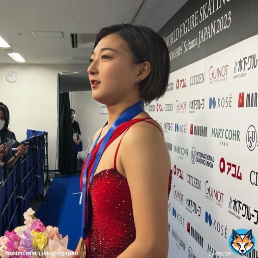 #坂本花織 選手 「嬉しさと悔しさの両方です。メダルを見ると優勝したんだなと実感できますが、悔しい気持ちもいっぱいです。SPで差があったことが大きかったなと思います。」 #WorldFigure #世界フィギュア #FigureSkating #フィギュアスケート