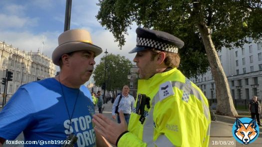 Police shut us down at Downing Street so we went to Foreign Office to blast through arches. Then we came opposite Downing St. as Johnson left&hellip; vile copper starts pulling leads out of amp.