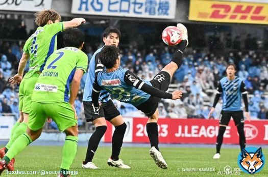 結果まとめ 川崎Fは湘南とスコアレス…横浜FMと名古屋が2連勝で好スタート/ルヴァン杯GS第2節 編集部より 「ルヴァン杯のグループ第2節が各地で開催。“大阪ダービー”は毎熊晟矢の得点でC大阪が先制するも、後半ATに食野亮太郎が同点弾を決め、ドローとなりました」