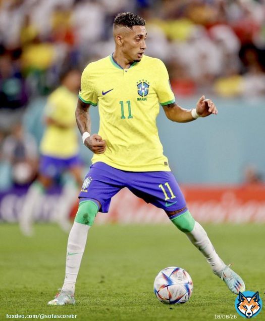 Raphinha (25 anos) entre todos os jogadores do Brasil na Copa do Mundo 2022:  1&ordm; em chutes realizados (7) 1&ordm; em chutes certos (6) 1&ordm; em passes decisivos (8) 1&ordm; em grandes chances criadas (3) 1&ordm; em dribles certos (4) 1&ordm; eem desarmes (8) 1&ordm; em duelos ganhos (14)