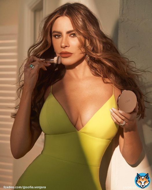 Join me as I share my beauty secret @toty on HSN \ud83d\ude18