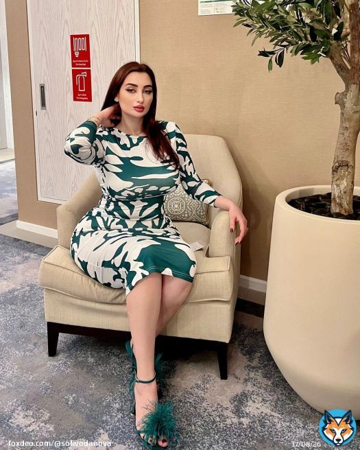 The joy of dressing is an art #feminism #explorepage #modellife #fujairah #weekend
