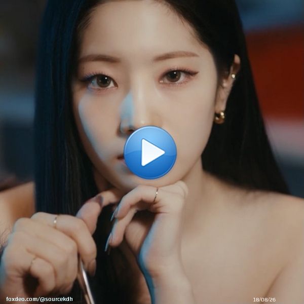 manifesting decent dahyun lines and screen time!!!!   MOONLIGHT SUNRISE OUT NOW #핫하고달달해_트와이스의_문라썬라 #TWICE_OurMoonlightandSunrise @JYPETWICE