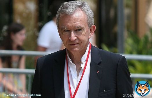 Журнал Forbes&nbsp;опубликовал ежегодный рейтинг богатейших людей мира. Владелец LVMH Бернар Арно сместил Илона Маска с первой строчки рейтинга миллиардеров Forbes. Его состояние Forbes оценивает в 211 млрд долларов.