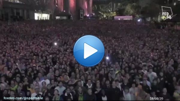 The scenes in Australia at 3.30am.  The beauty of the World Cup.0:50271.4K views