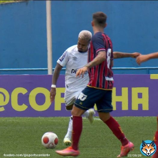 QUE GOLAAAAAAAAAAAAAAAAAAAAAAAAAAAA&Ccedil;O Ivonei, do Santos, mandou de TR&Aacute;S DO MEIO DE CAMPO e fez uma pintura na Copinha!  #FutebolNaESPN