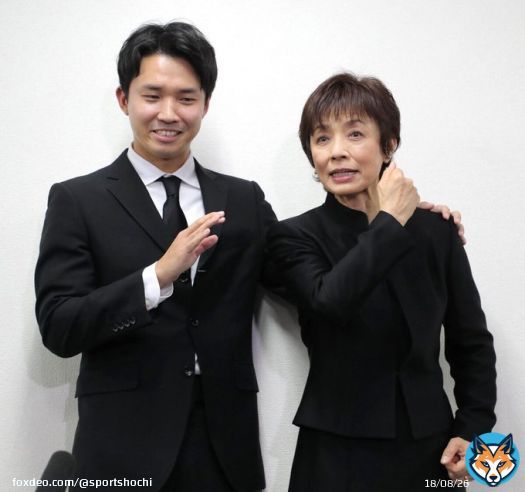 榊原郁恵＆渡辺裕太「お父さん帰るよ～」 会見最後に渡辺徹さんのヒット曲「約束」が流れる  #芸能ニュース #ニュース