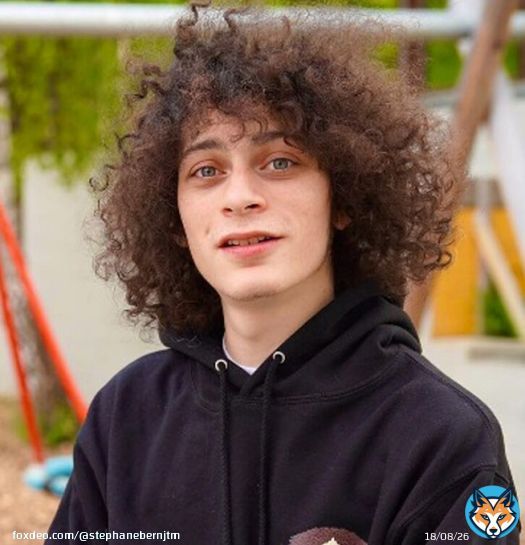 tf1 viennent de qualifier ce mec de 'nouvelle star des ados' ????
