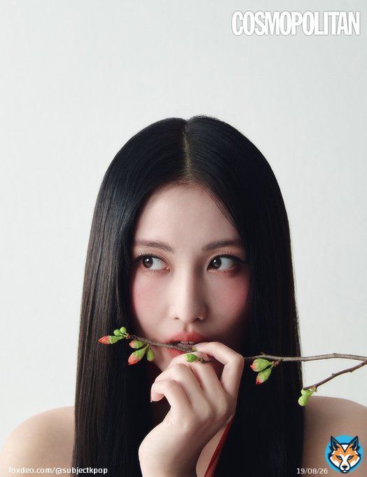 Momo x Cosmopolitan Korea  #TWICE #트와이스 @JYPETWICE