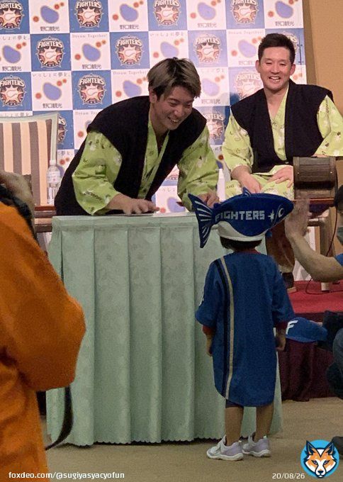 2022.12.13頂いた画像です #ブラボー海川 #海川さん #杉谷拳士 #杉谷社長 #松本剛 #首位打者 #森のソラニワ #野口観光 #ファイターズ #ファイターズ納会 #ファン納会