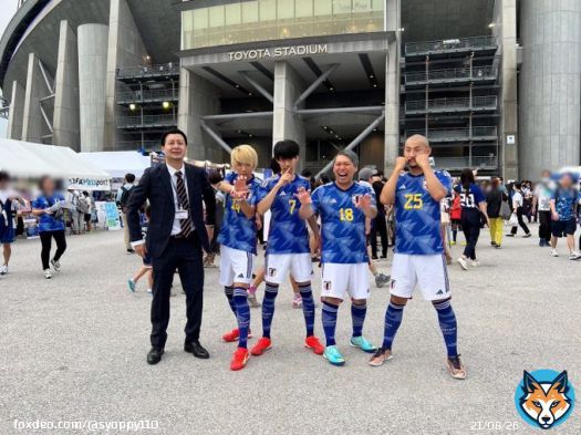 #キリンチャレンジカップ 2023 日本 vsエルサルバドル  ナイスゲームでした たくさんの得点と生三笘選手を近くで拝めて最高でした！  お写真撮って下さった方々やお声掛け頂いた皆様も本当にありがとうございました！  #豊田スタジアム #ものまねブルー #サッカー日本代表 #三笘薫 選手 #似笘薫