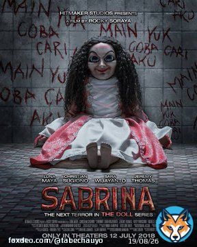 『サブリナ －人形の悪夢－』っていうインドネシア版アナベルみたいな映画があるけどこれマジで凄くて。まず人形の見た目のインパクトが凄い。心霊現象は基本人を数m吹っ飛ばすアグレッシブタイプで、終盤に入るとカランビットを装備して除霊に挑むヤバい展開が待ち受ける。暴力がモノを言うホラー。
