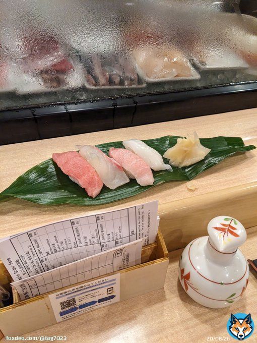 #すし亭 パルコで買い物した後、ホテルにチェックインしました。その後、広島駅新幹線口の近くにある「すし亭」に寿司を食べに行きました広島に5店舗あります。イクラ、ウニ、穴子が特に美味しかった価格もリーズナブルで、一貫50円から頂けます。天ぷらや刺身も充実していて、おすすめ