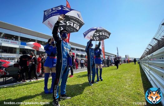 スーパーGT 第2戦 富士450kmレースが終了しました。 レース中に大きなアクシデントがあり、乗っていた高星選手が無事で本当に本当に良かったです。 今回、最後までレースを見て頂けなかった分、次の鈴鹿ではファンの皆様が大興奮するレースをやると胸に誓いました。応援ありがとうございました。