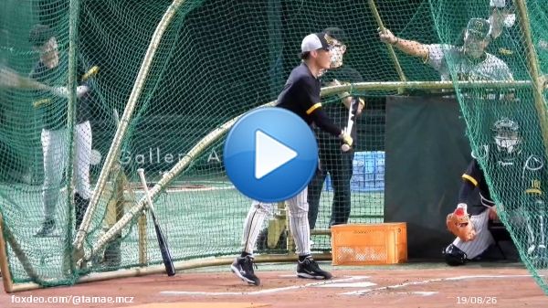 東京ドームでの最後のバッティング練習で確信バット投げを魅せる #糸井嘉男 選手