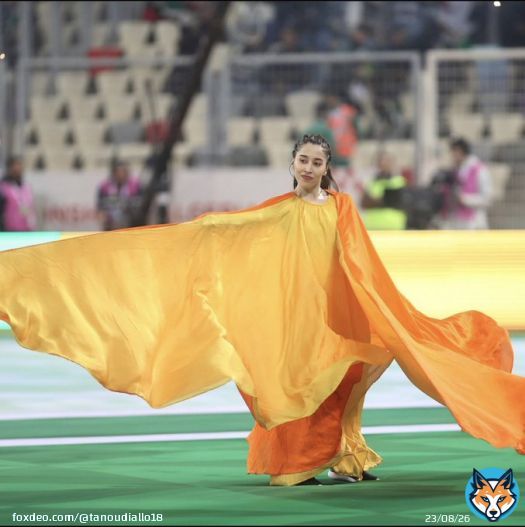 #CHAN2023 la comp&eacute;tition a effectivement d&eacute;marr&eacute; au stade Nelson Mandela d&rsquo;Alger par la rencontre Alg&eacute;rie vs Libye. La c&eacute;r&eacute;monie d&rsquo;ouverture fut marqu&eacute;e par une superbe pr&eacute;sentation de cette magnifique et riche culture alg&eacute;rienne. Rdv &agrave; Oran, Constantine et Annaba pour la suite.