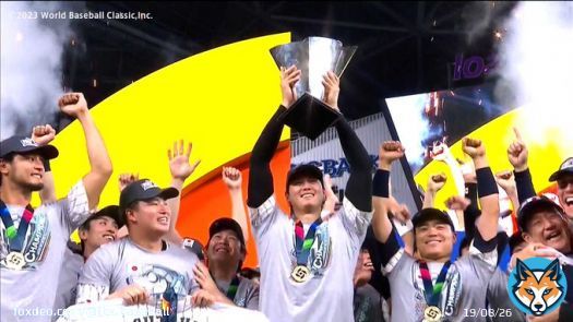 \u25e4緊急放送 #WBC決勝 世界一の瞬間を再び 今夜7時～ WBC決勝 日本vsアメリカ もう一度お届け \u25e3   #侍ジャパン  14年ぶりWBC制覇 最後は  #大谷翔平 が&ldquo;二刀流締め&rdquo;  #村上宗隆 同点弾から逆転劇総力戦で悲願の世界一奪還  記事はこちら