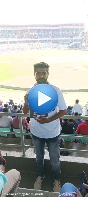 This Is Incredible  Huge Support for our King @ShivThakare9   Straight from #INDvsAUS at #Nagpur  APLA MANUS SHIV THAKARE winning hearts. #VoteForShivThakare #ShivThakare #ShivKiSena #ShivSquad