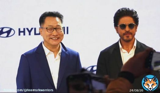 Dashing #ShahRukhKhan at #Hyundai event now   #Pathaan