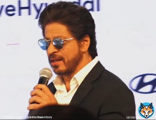 More pictures of King Khan at #Hyundai event   #Pathaan #ShahRukhKhan