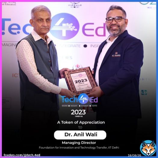 As a token of our deep Appreciation, ???????????????????????????? ???????????????? present ????????. ???????????????? ???????????????? with the ????????????????????????????.  #Tech4ED #memento #appreciationpost #event #expo #conference #Expo2023 #eve