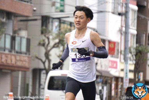 #大阪マラソン   湯浅仁 選手（中央大学）  新キャプテン、自己ベスト更新！！ 藤原監督と大石コーチも沿道に！