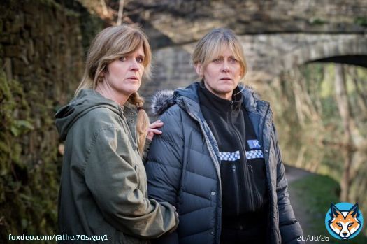If I'm elected to dish out the Baftas this year, two are definitely going to Sarah Lancashire and Siobhan Finneran. #HappyValley