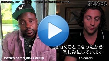 『ブレット・トレイン』レモン（檸檬）役ブライアン・タイリー・ヘンリーとタンジェリン（蜜柑）役アーロン・テイラー＝ジョンソン、まさに劇中そのままなやりとり。   #ブレット・トレイン  Q.おふたりは日本に来たことはありますか？