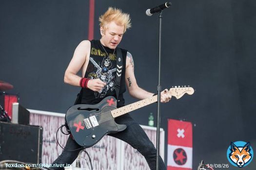 SUM 41が解散を表明   ファイナルアルバムと最後のワールドツアーと共に活動終了へ  #SUM41